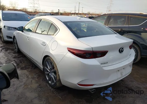 2020 Mazda Mazda3 Preferred Package z USA, uszkodzony, nr VIN JM1BPADL9L1171813